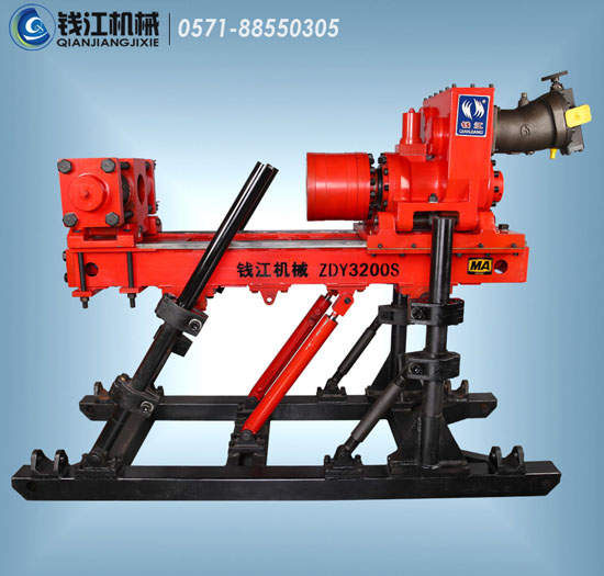 ZDY3200<a href=http://m.xinrui2009.com/1.html target='_blank'>全<a href=http://m.xinrui2009.com/ target='_blank'>液壓鉆機(jī)</a></a>